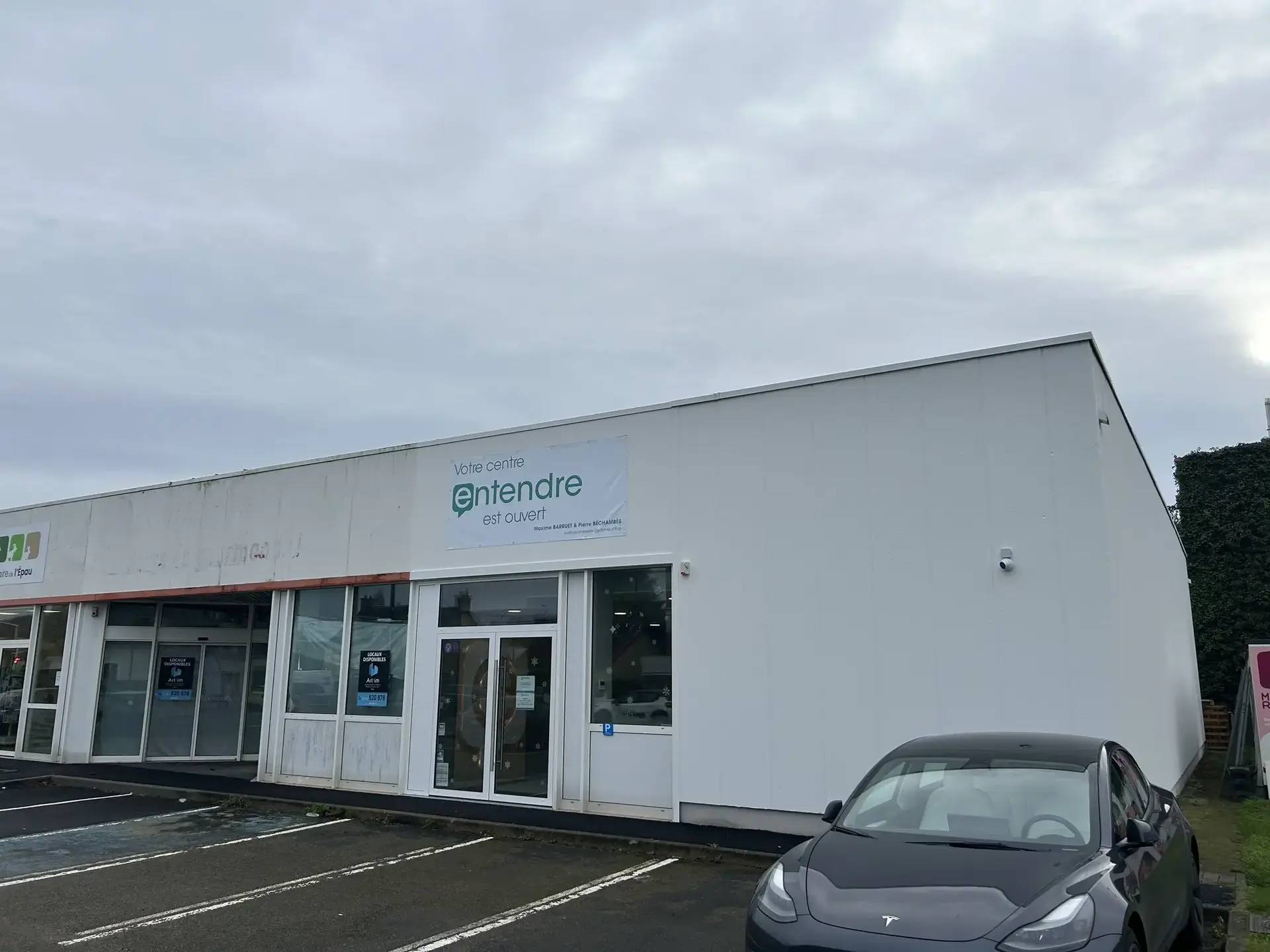 Photo Audioprothésiste Entendre Le Mans